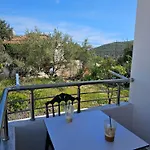 Malo 4* Ksamil
