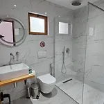 Malo Hotel Ksamil