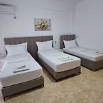 Malo 4* Ksamil