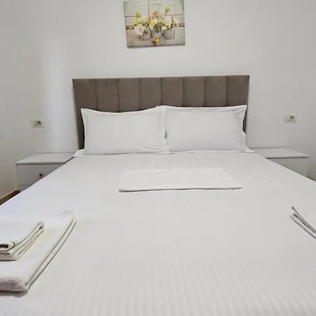 Hotel Malo 1 Ksamil