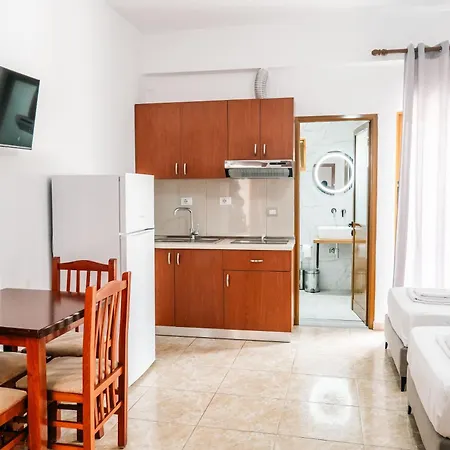 Malo Hotel Ksamil