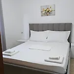 Malo