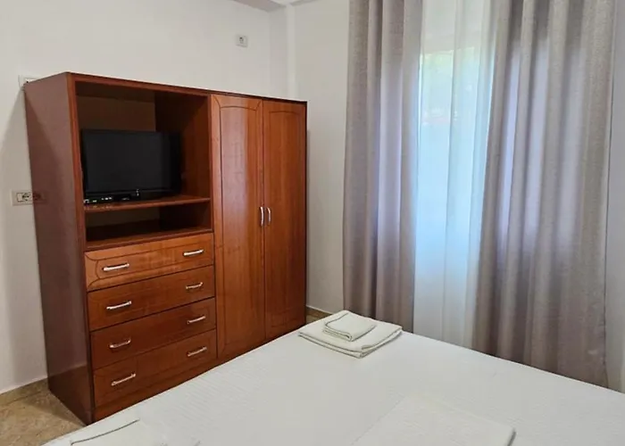 Otel Malo 4*